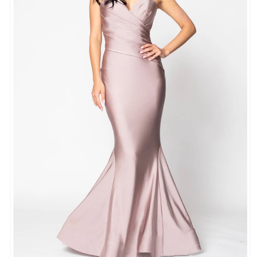 Bari Jay ball gown. Never worn. Medium. Dusk. Beautiful!